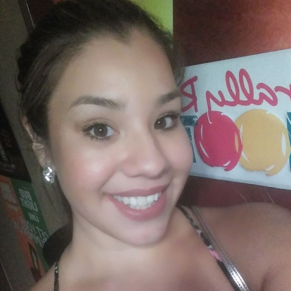 Meet your Posher, Crystal